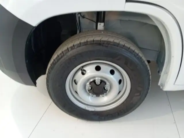 Fiat Ducato view 9