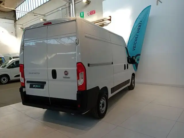 Fiat Ducato view 4