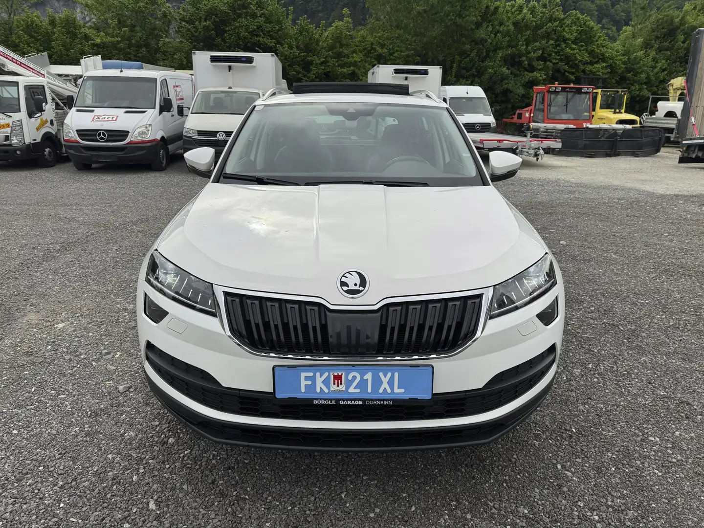 Skoda Karoq Style Weiß - 2