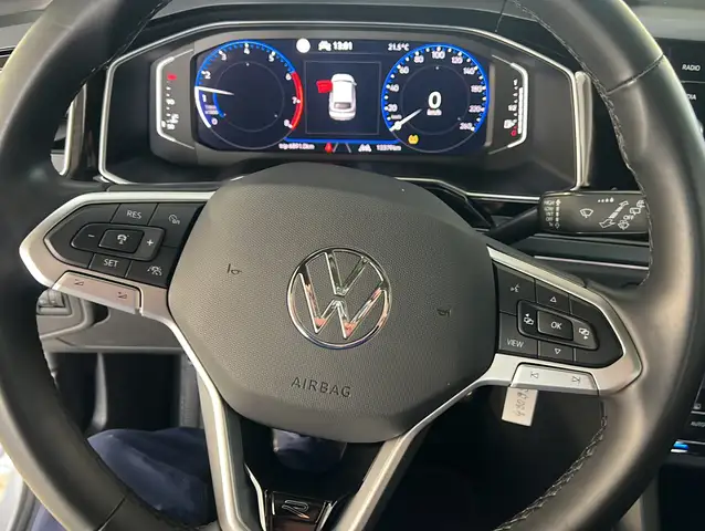 Volkswagen Taigo view 5