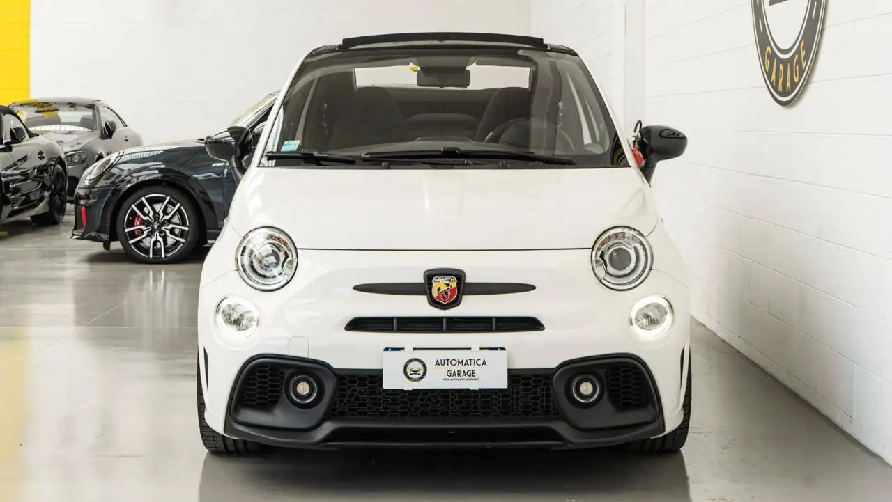 Abarth 595 2021 — фото 9