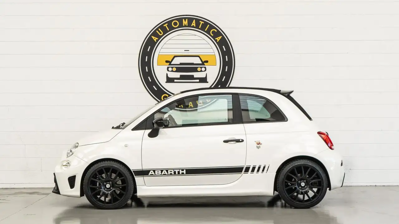 Abarth 595 2021