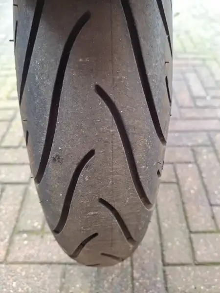 Yamaha FJR 1300 - foto 7
