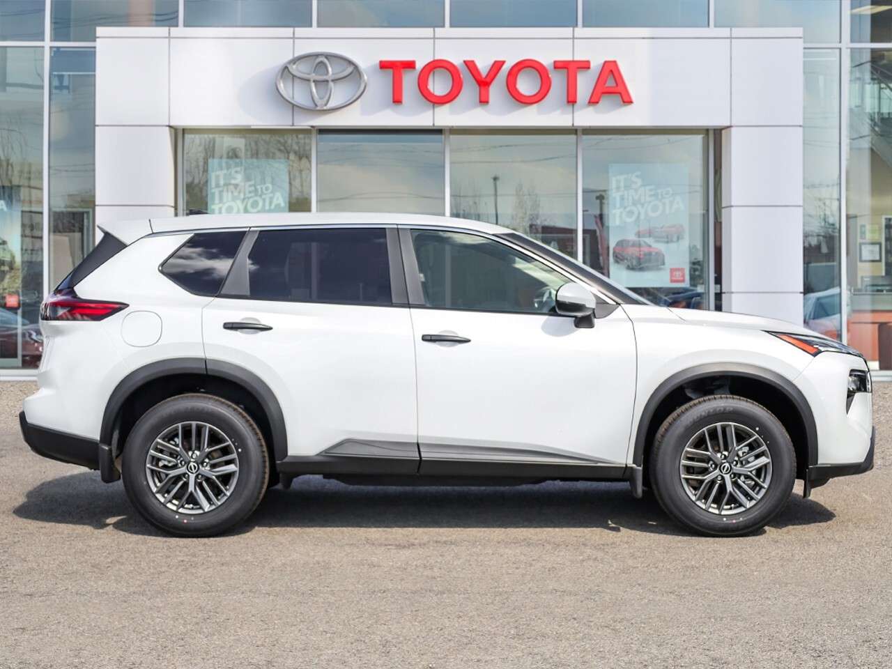 2026 Nissan Rogue AWD S NO ACCIDENTS-HEATED SEATS-HEATED STEERING WH — photo 1
