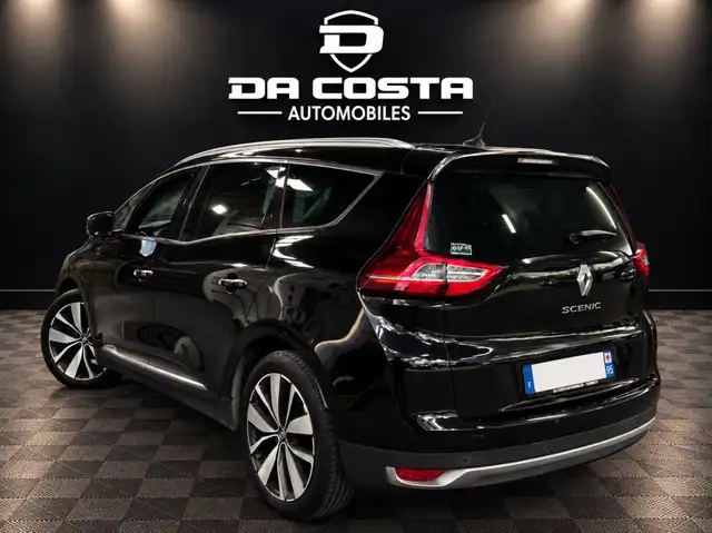 Renault Grand Scenic view 2