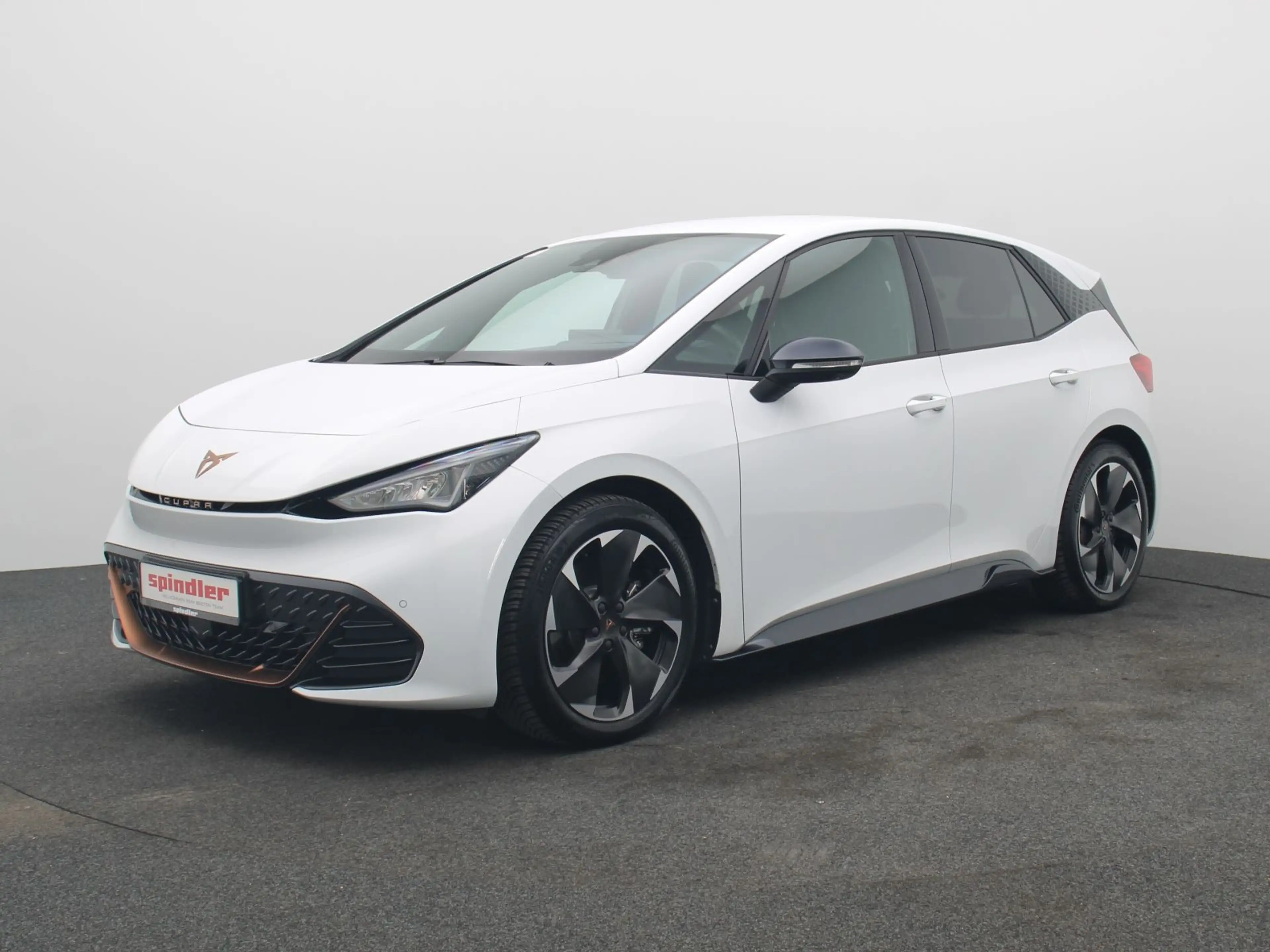 CUPRA Born e-Boost / 84 kWh, 360°, AR-HuD, WP, LED — photo 2