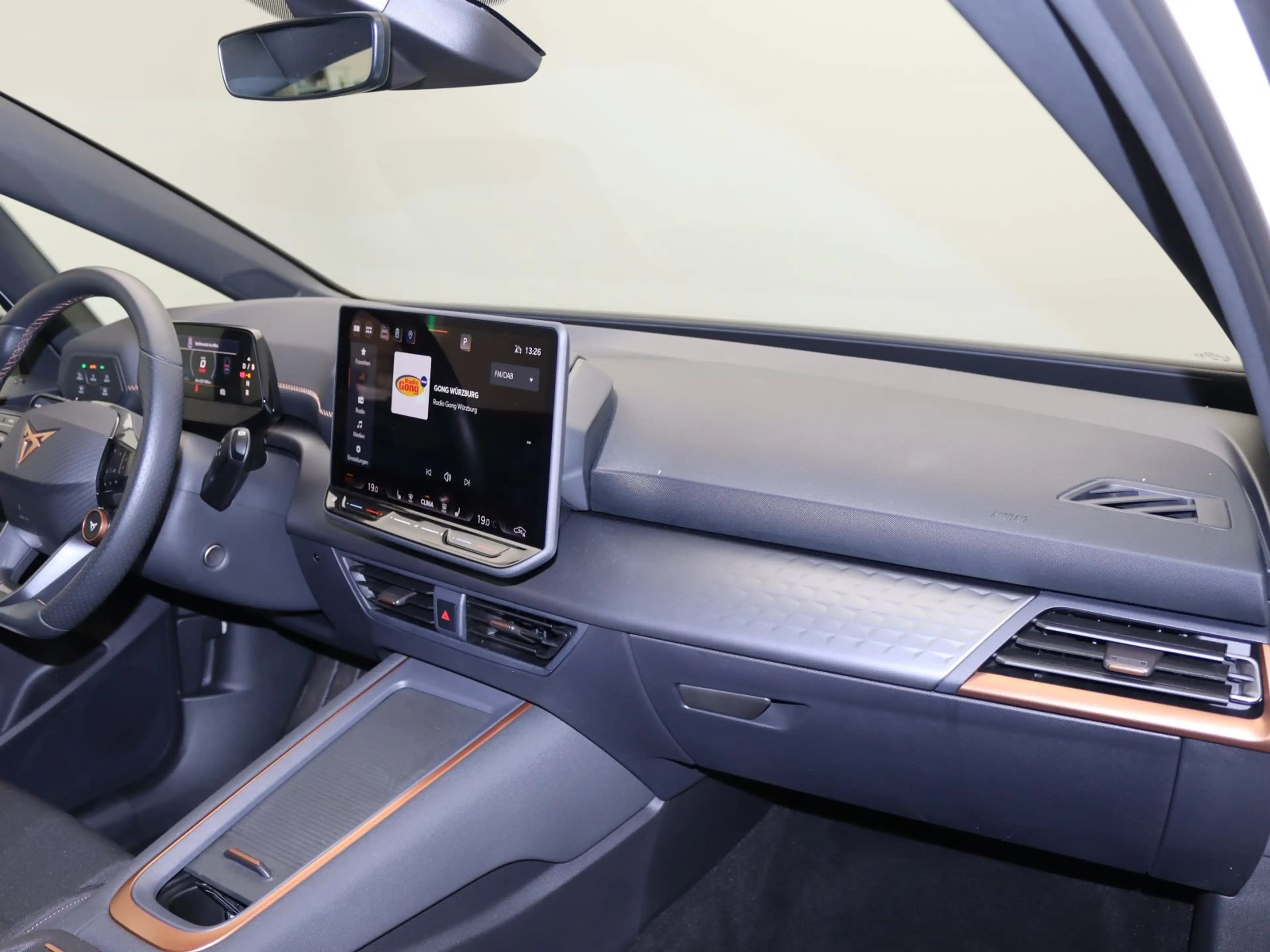 CUPRA Born e-Boost / 84 kWh, 360°, AR-HuD, WP, LED — photo 9