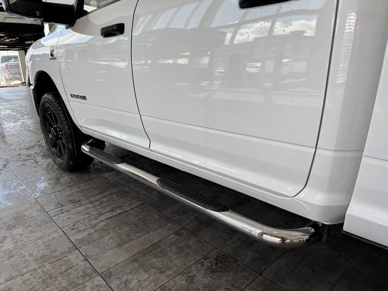 RAM 2500 снимка RAM 2500