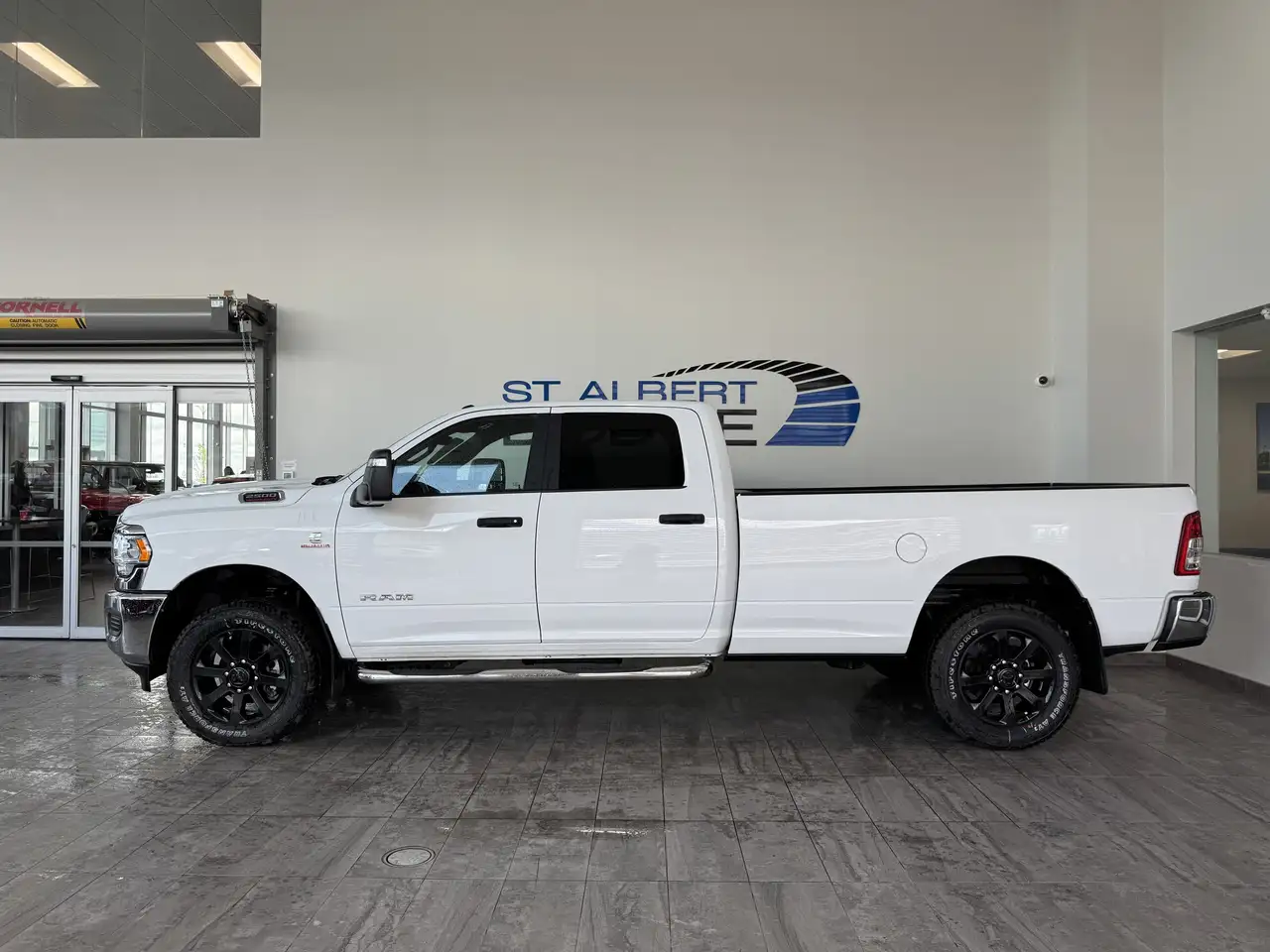 RAM 2500 снимка RAM 2500
