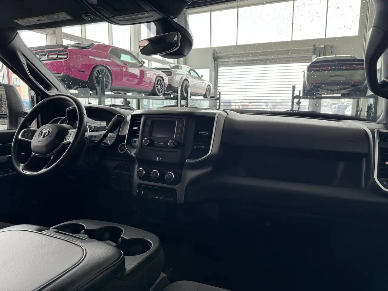 RAM 2500 снимка RAM 2500
