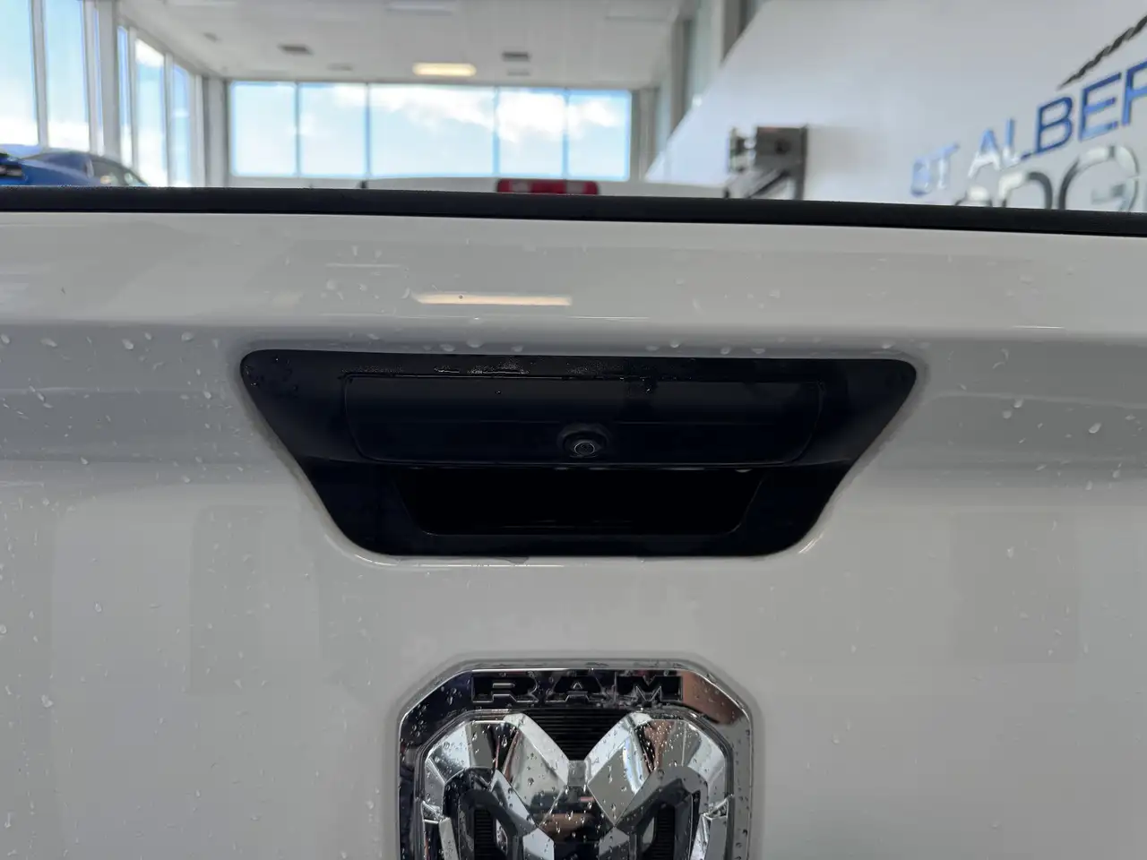 RAM 2500 снимка RAM 2500