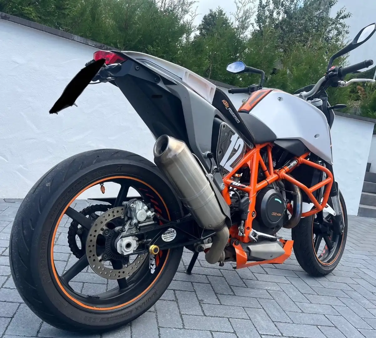 KTM 690 Duke Blanc - 1