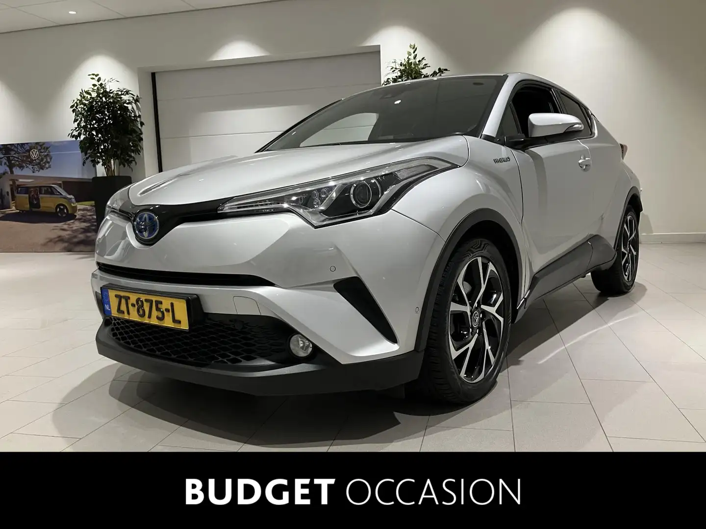 Toyota C-HR 1.8 Hybrid Executive 148 PK | Automaat | Airco | S Gris - 1