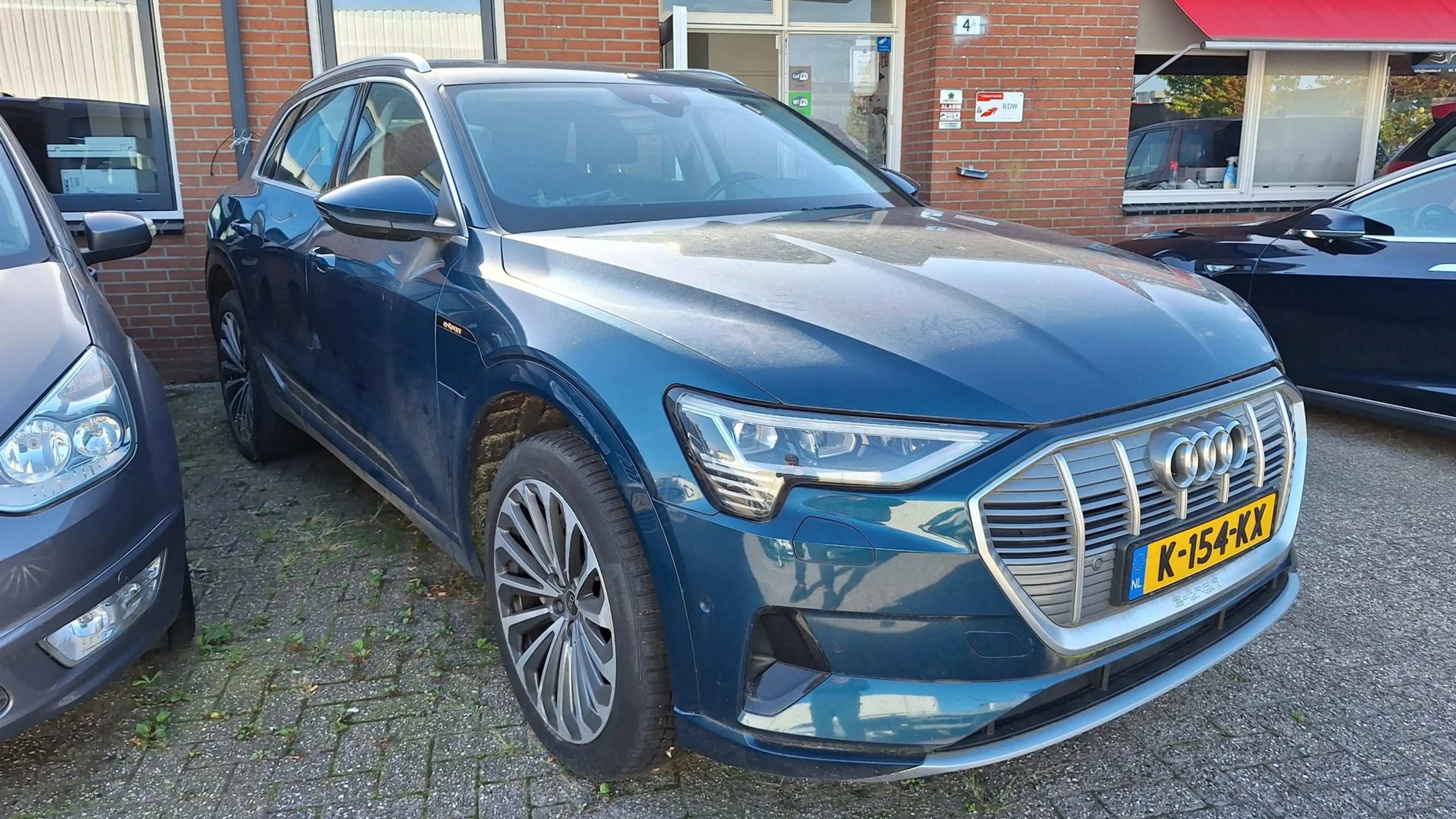 Audi e-tron 50 quattro Business edition Plus 71 kWh ( start ni — photo 2