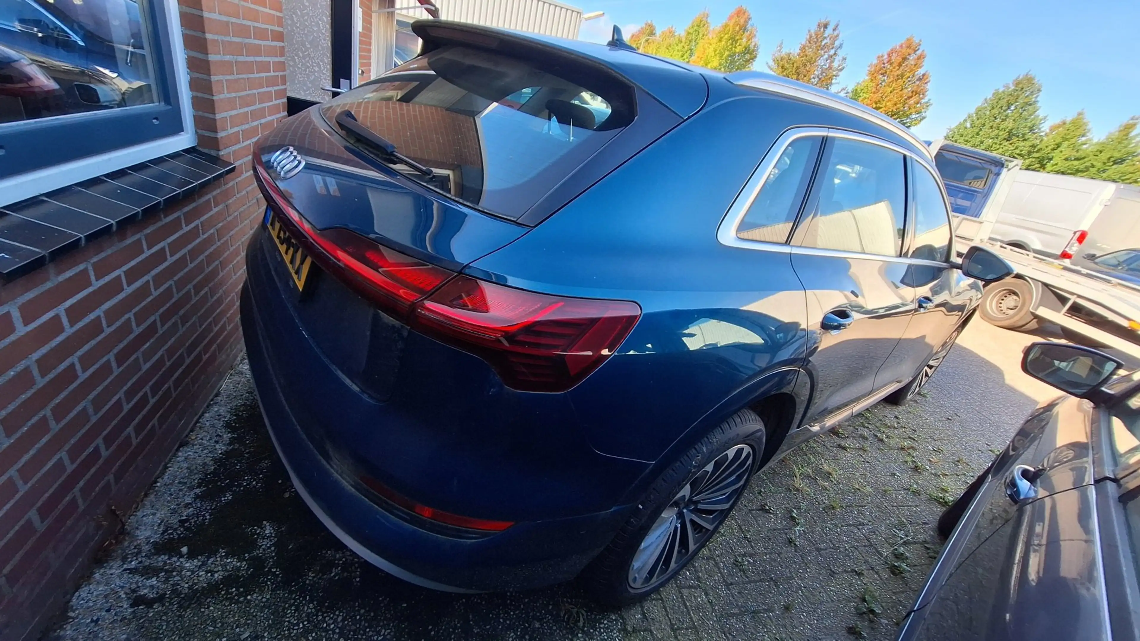 Audi e-tron 50 quattro Business edition Plus 71 kWh ( start ni — photo 3
