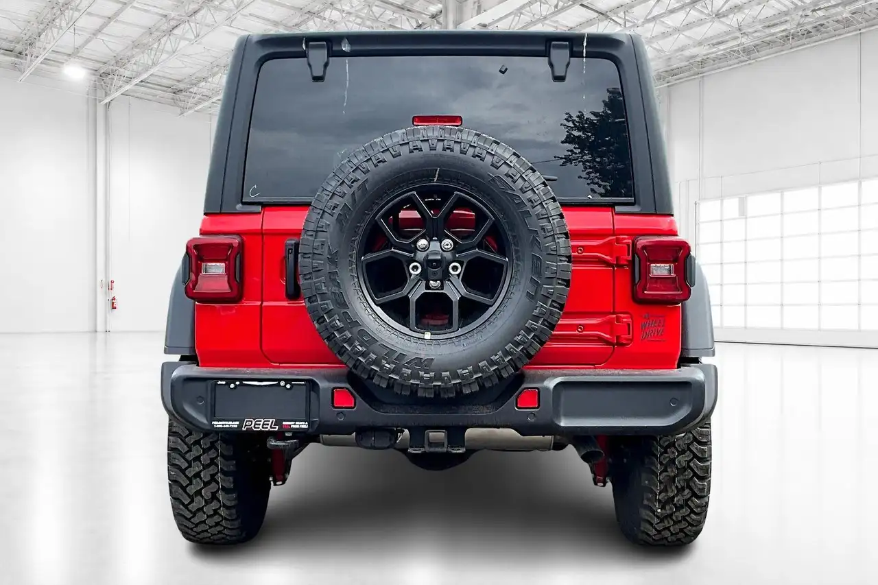 Jeep Wrangler снимка Jeep Wrangler