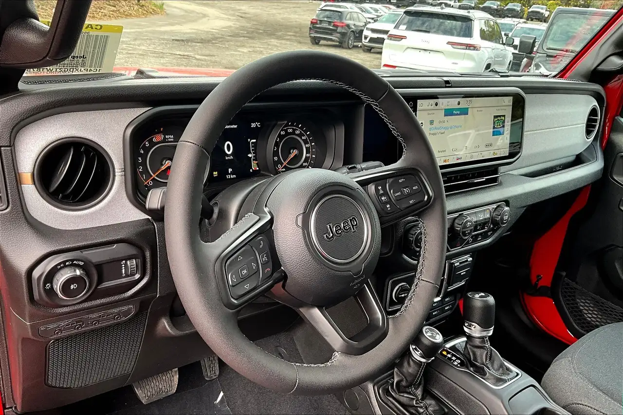 Jeep Wrangler снимка Jeep Wrangler