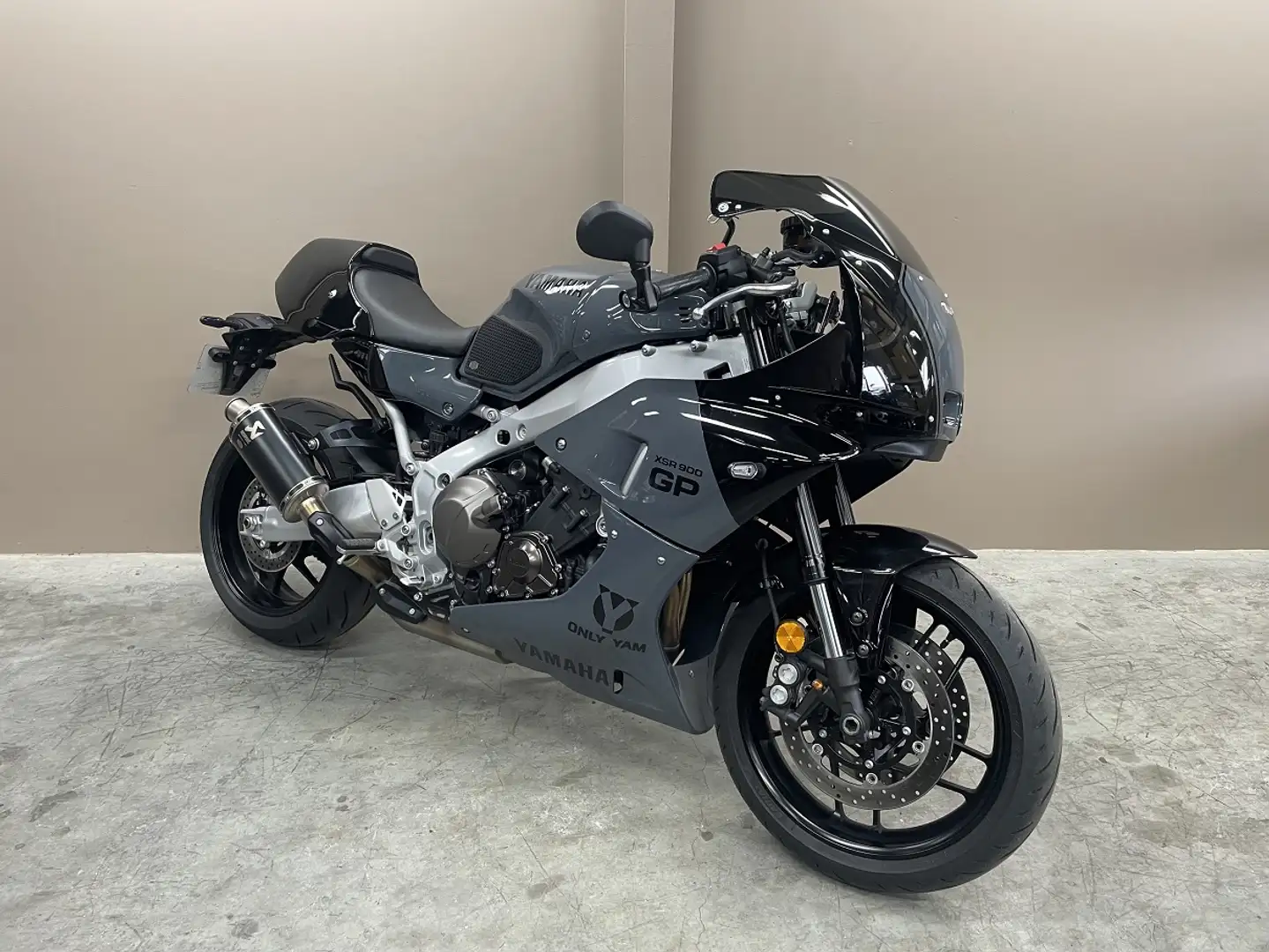 Yamaha XSR 900 Gri - 2