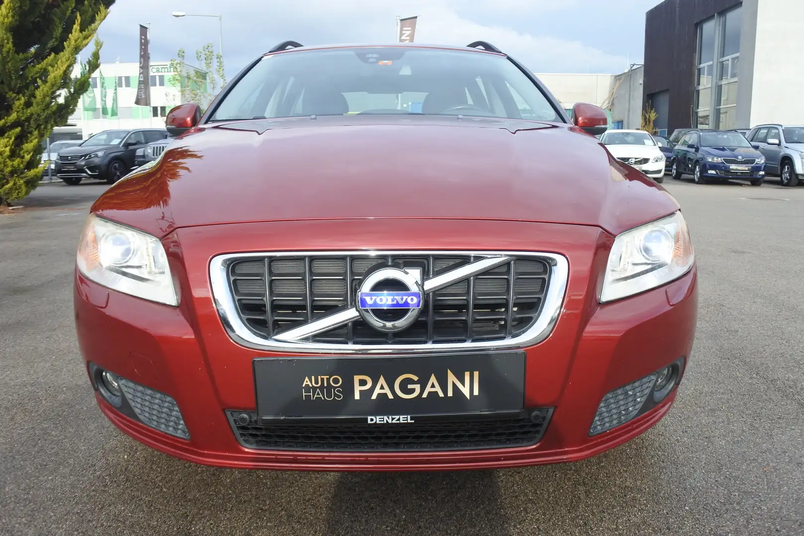 Volvo V70 V70 D3 MOMENTUM Geatronic/ NUR 73200KM/ 5 ZYLINDER - 2