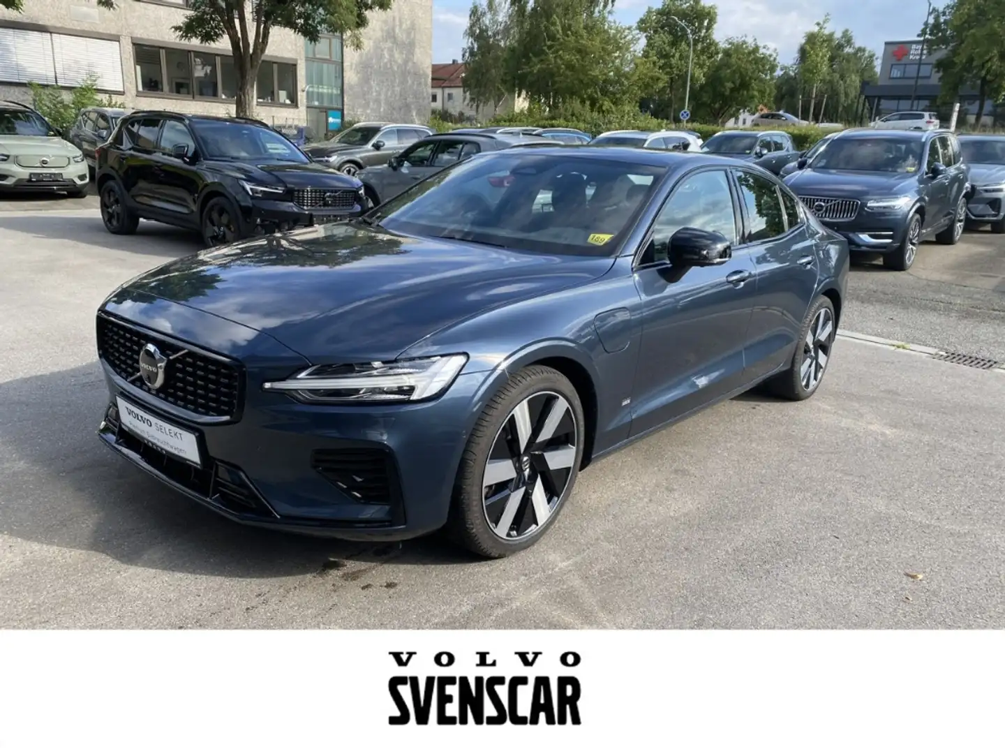 Volvo S60 Plus Dark Recharge Plug-In Hybrid AWD T8 Twin Engi Blauw - 1