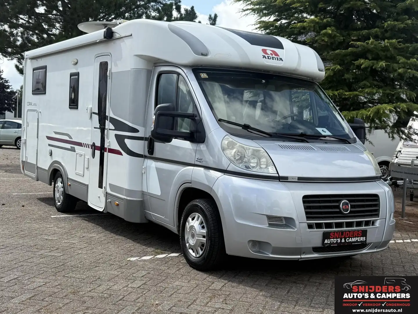 Adria Coral S670SL lengtebedden Navi ,solar Wit - 2
