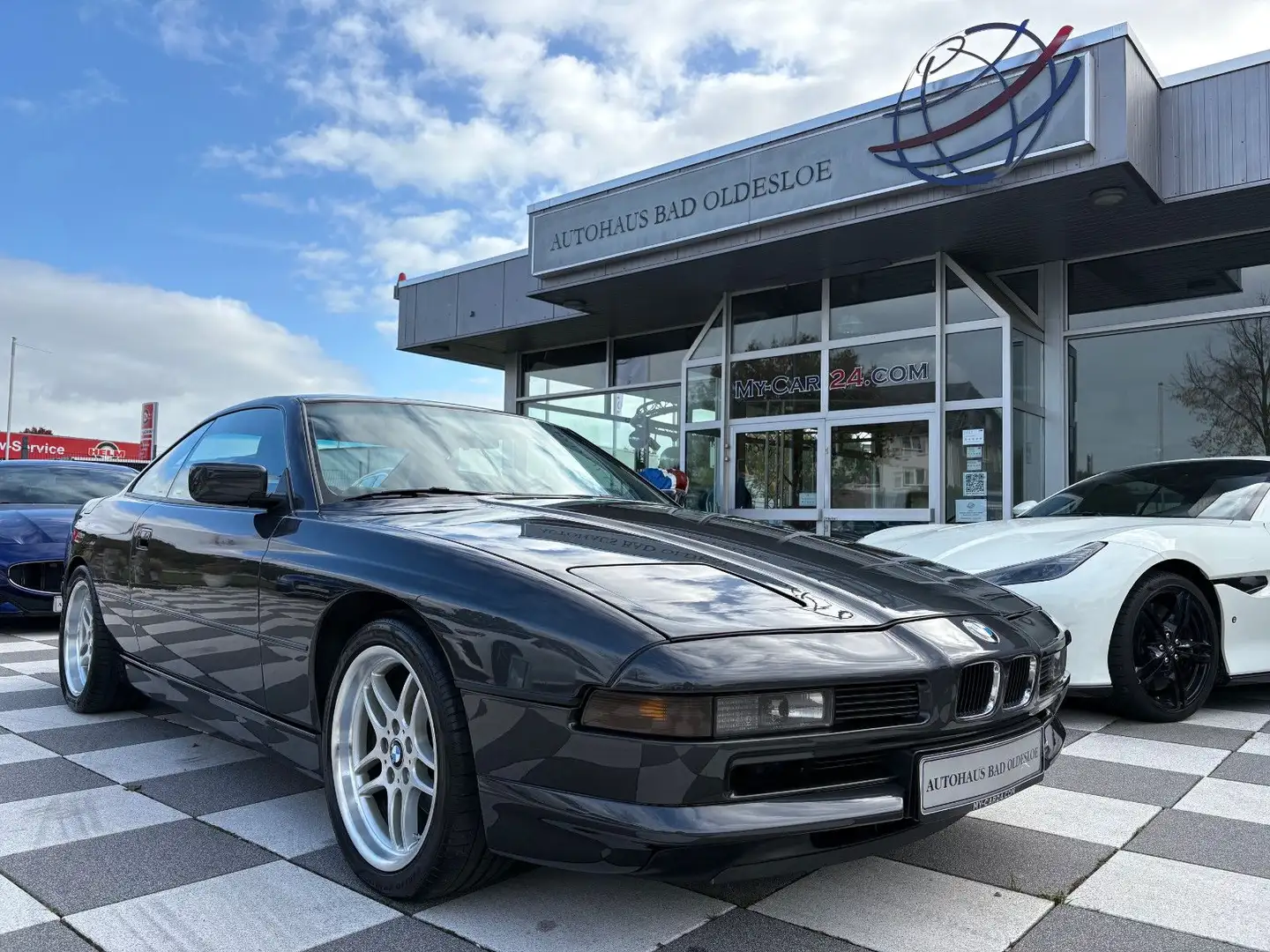 BMW 850 i V12 Coupe Schiebedach+H Zulassung Schwarz - 2