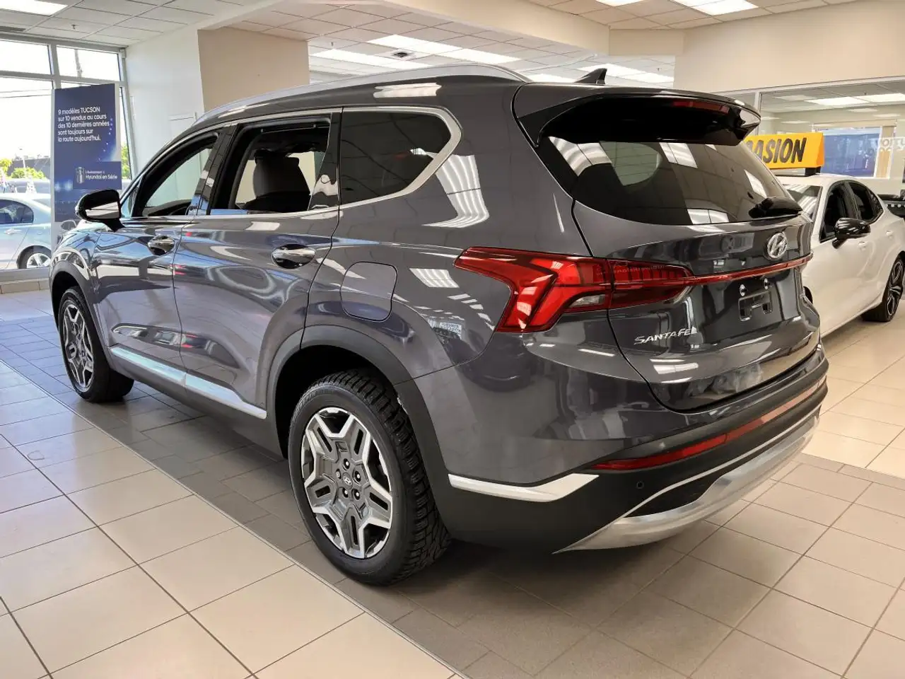Hyundai SANTA FE photo Hyundai SANTA FE