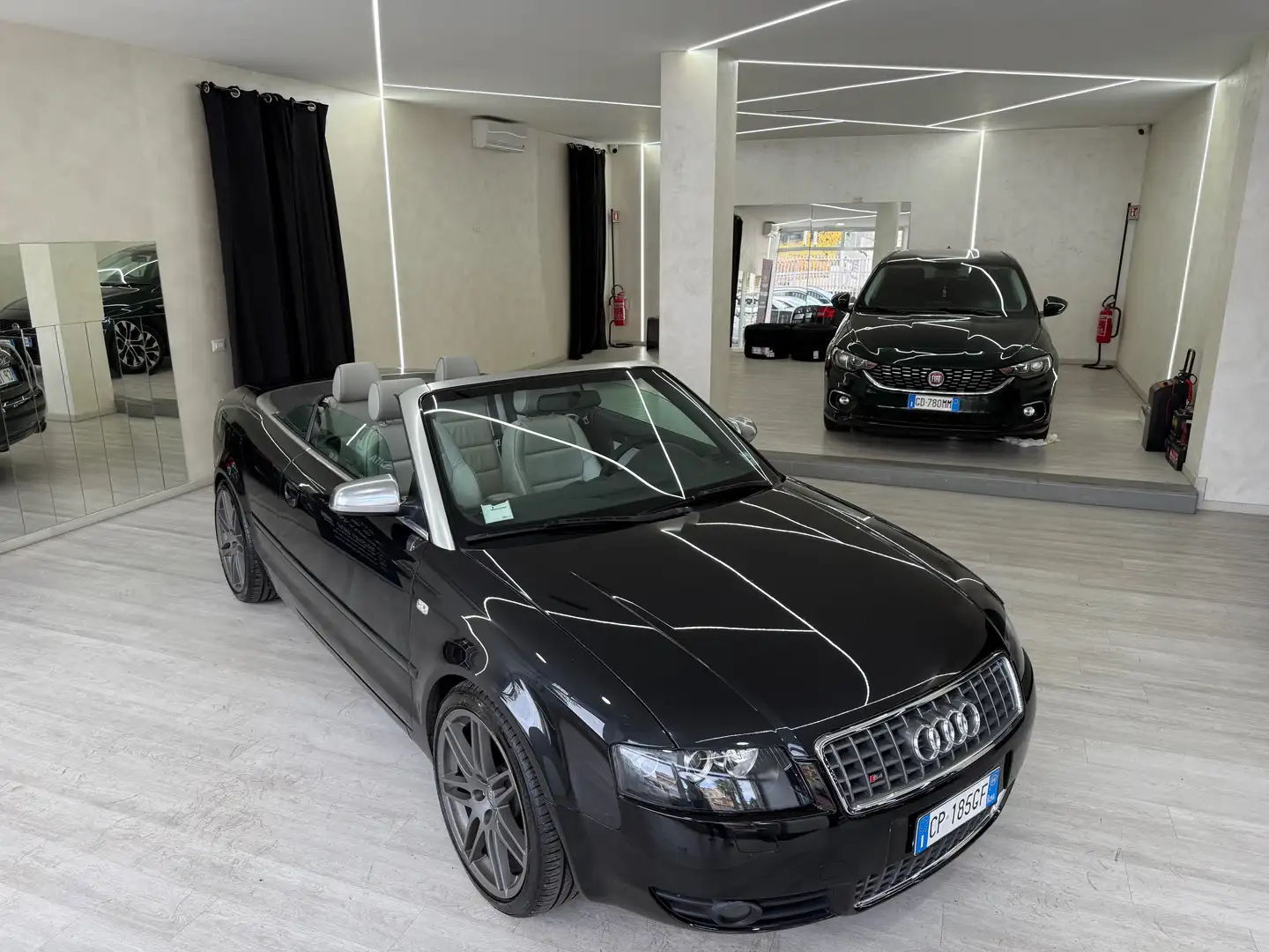 Audi S4 A4 II 2001 Cabriolet A4 Cabrio 4.2 V8 quattro Noir - 2