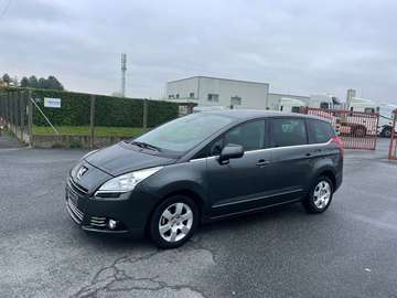 1.6 hdi 110 cv premium 7 places garantie 12 mois