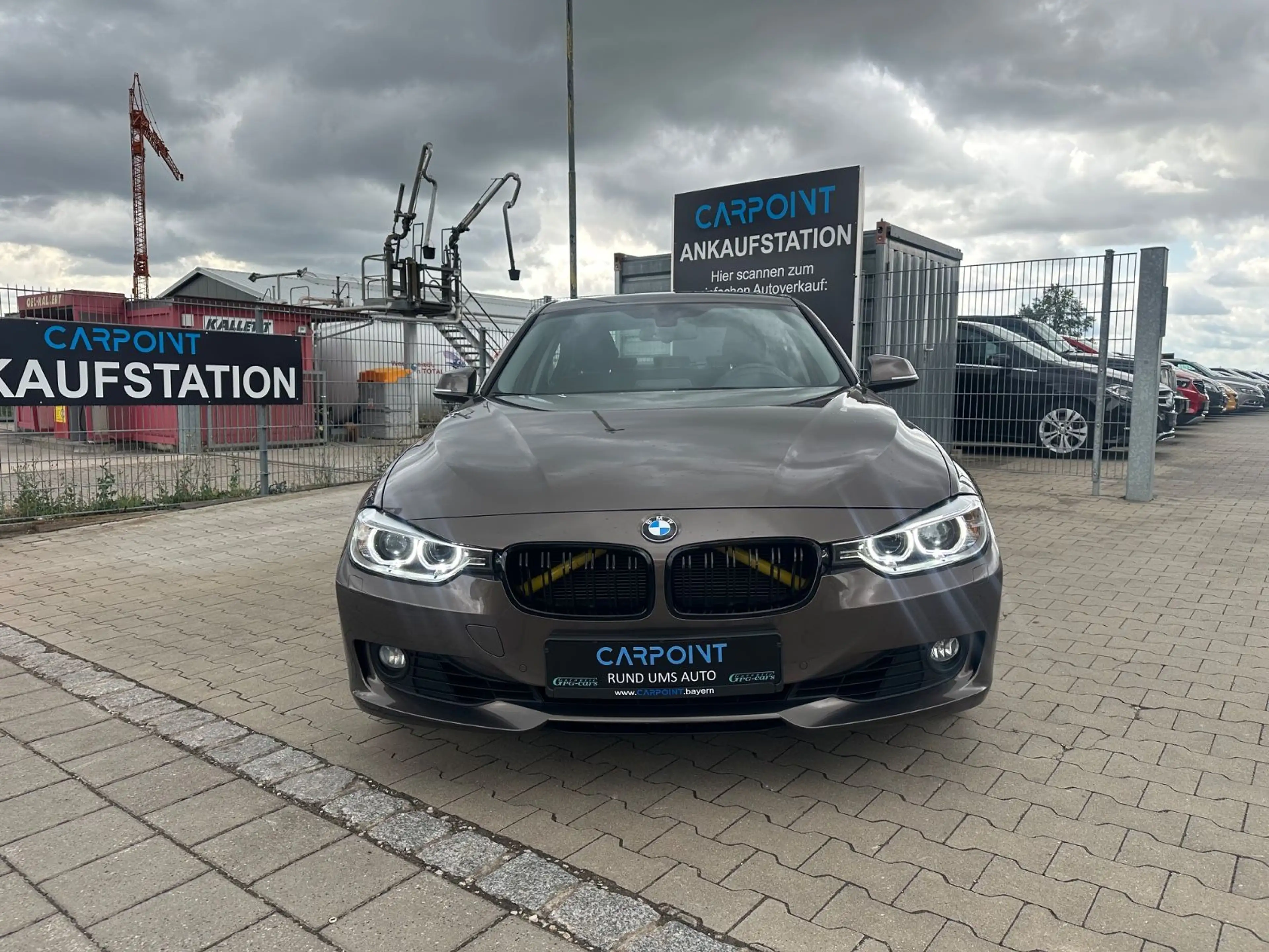 BMW 328 i Limousine, Navi, PDC, Shz, Anhängerkupplung — photo 3