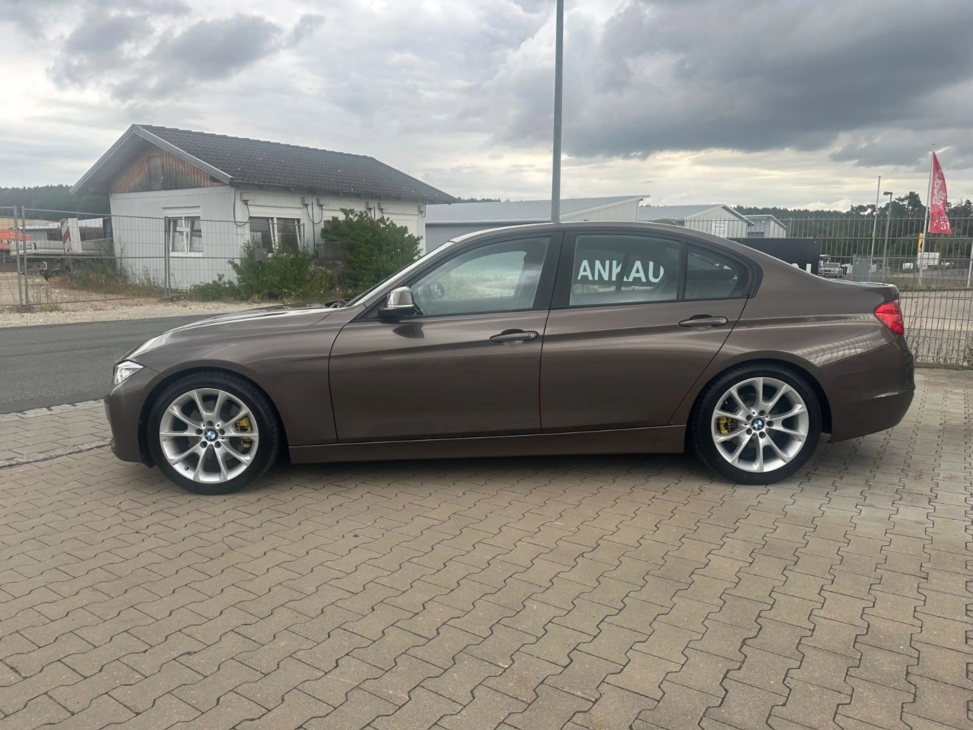 BMW 328 i Limousine, Navi, PDC, Shz, Anhängerkupplung — photo 7