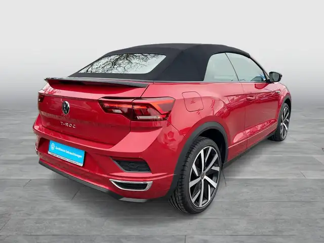 Volkswagen T-Roc view 5