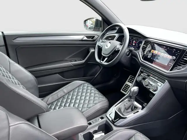 Volkswagen T-Roc view 13