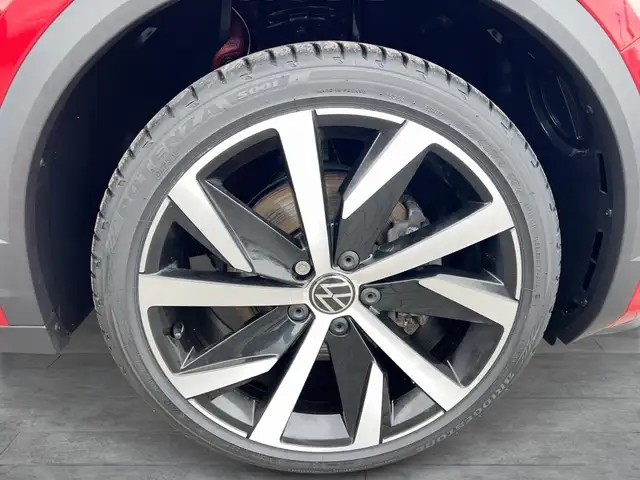 Volkswagen T-Roc view 7