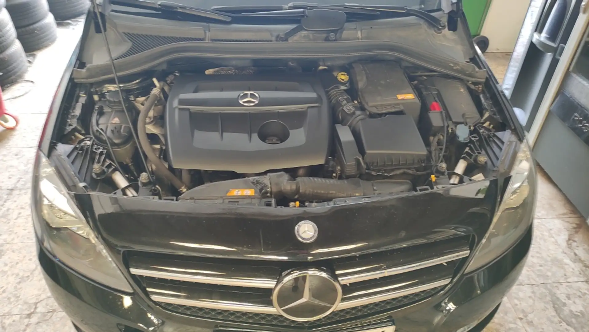 Mercedes-Benz B 180 CDI Noir - 1