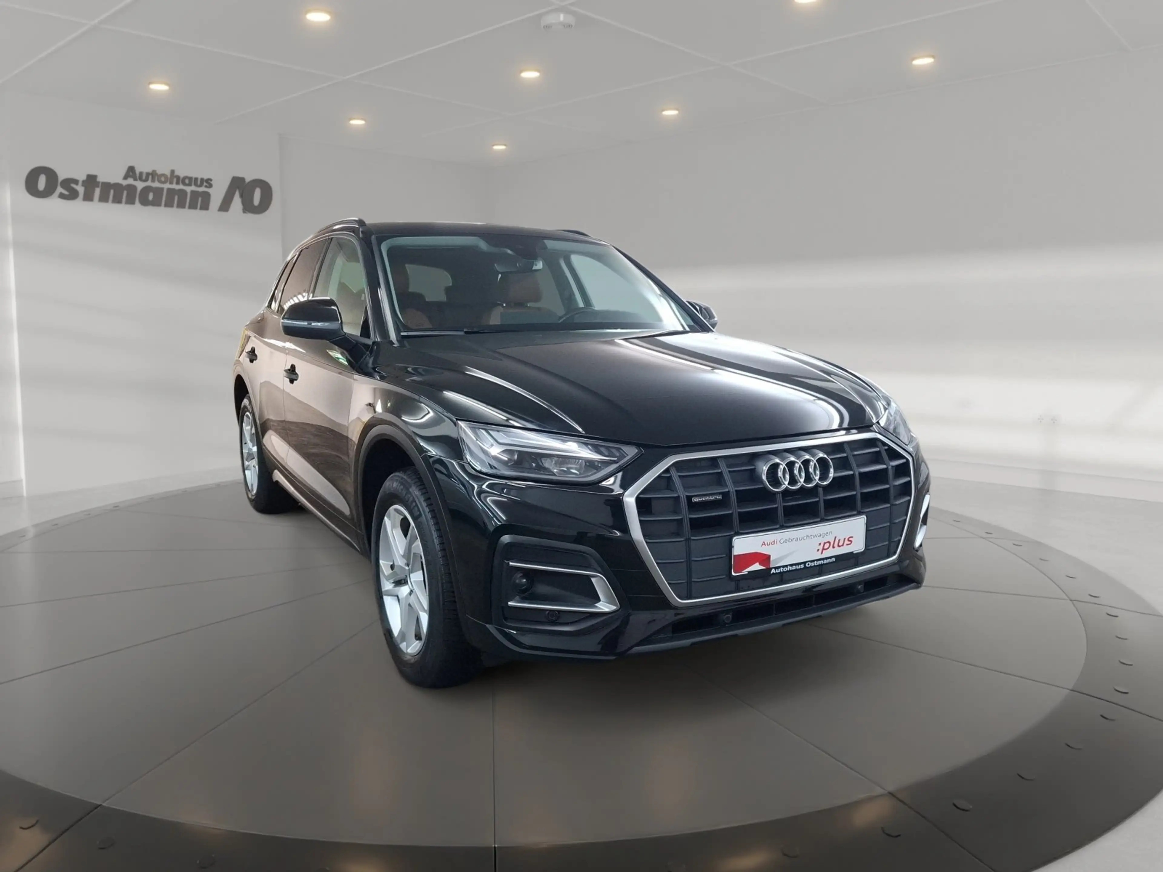 Audi Q5 40 TDI quattro AHK Pano ACC SHZ — photo 5