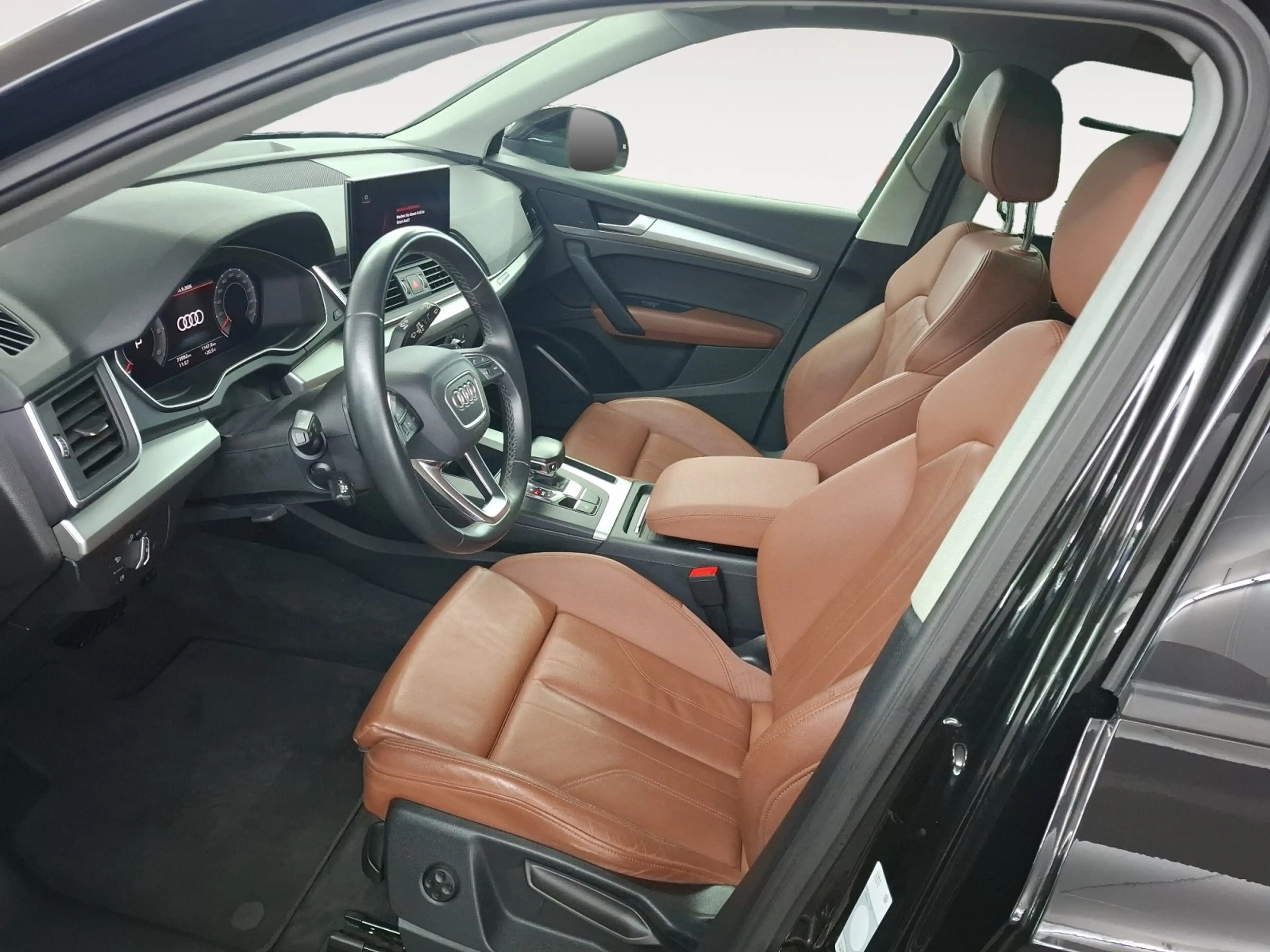 Audi Q5 40 TDI quattro AHK Pano ACC SHZ — photo 7