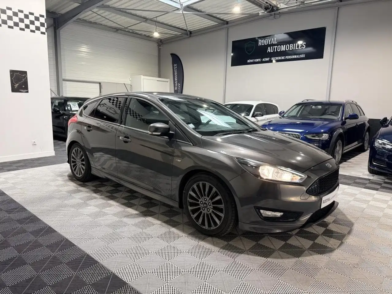 Ford Focus 1.0 FLEXFUEL 125ch ST-Line