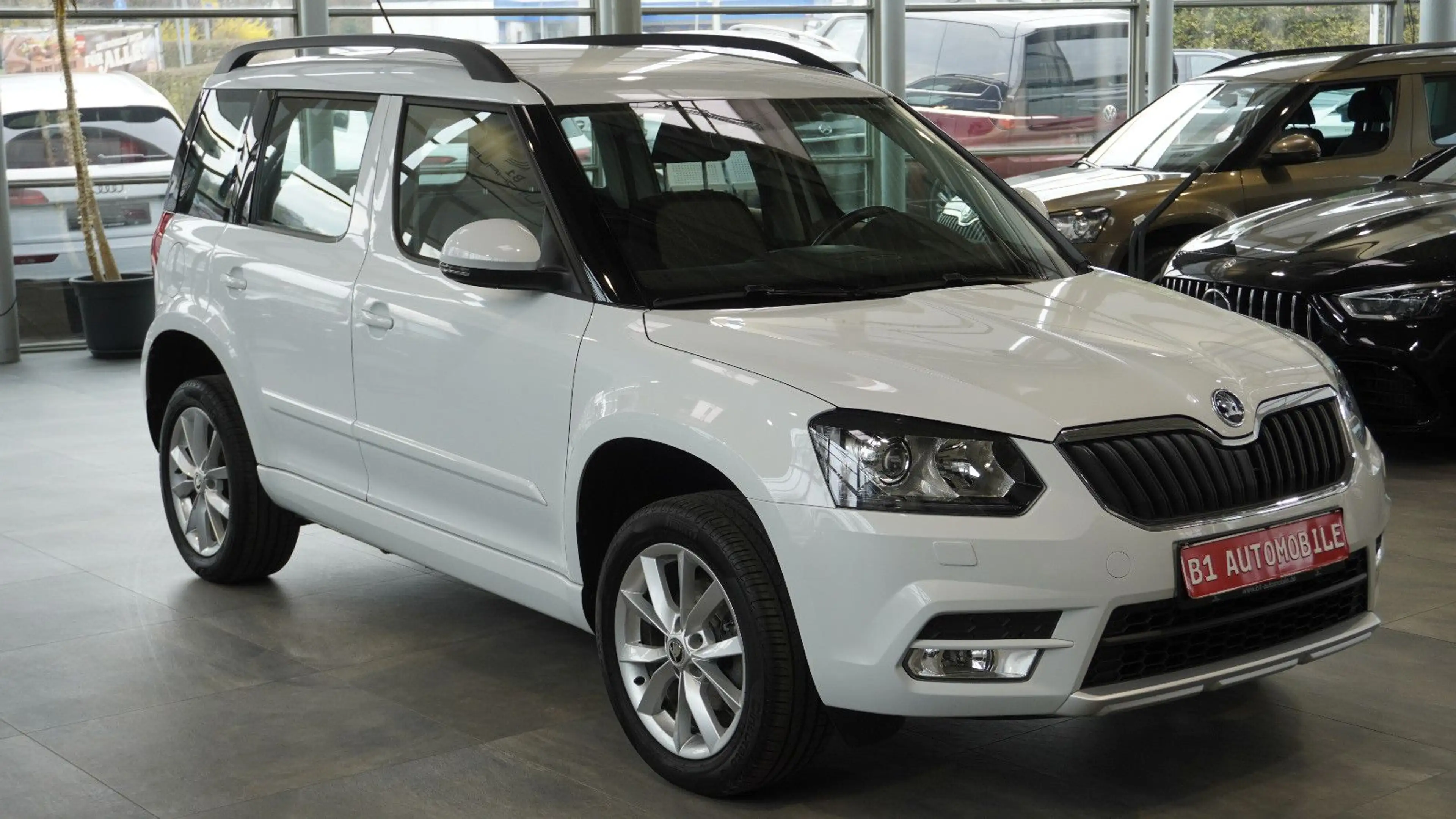 Skoda Yeti Style 4x4*DAB*NAVI*KAM*BI-XENON — photo 3