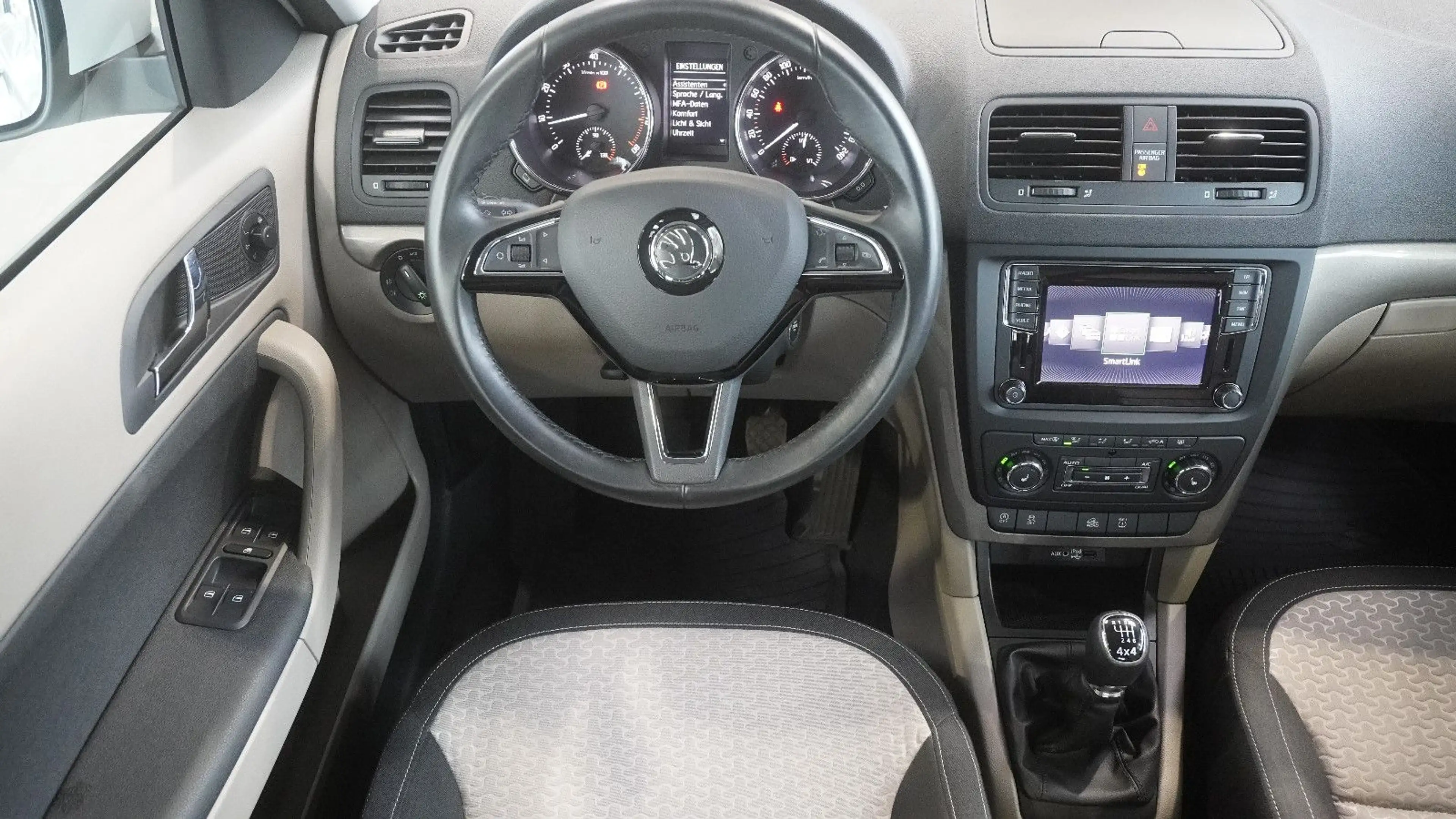 Skoda Yeti Style 4x4*DAB*NAVI*KAM*BI-XENON — photo 9