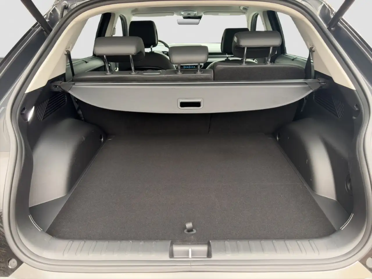 Hyundai Ioniq 5 UNIQ 72,6kWh *PANO*LEDER*BOSE*HUD*WÄRMEPUMPE*, миниатюра 9
