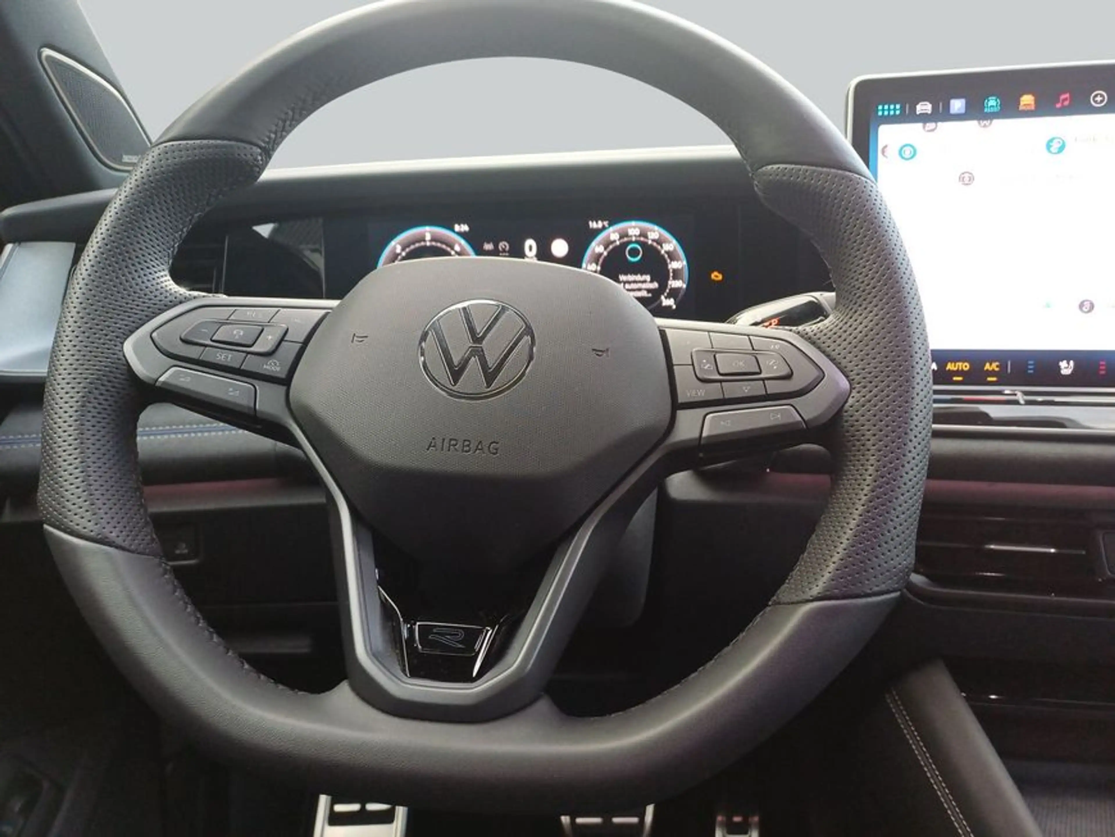 Volkswagen Tayron R-Line 4MOTION DSG IQ.Light Leder AHK — photo 16
