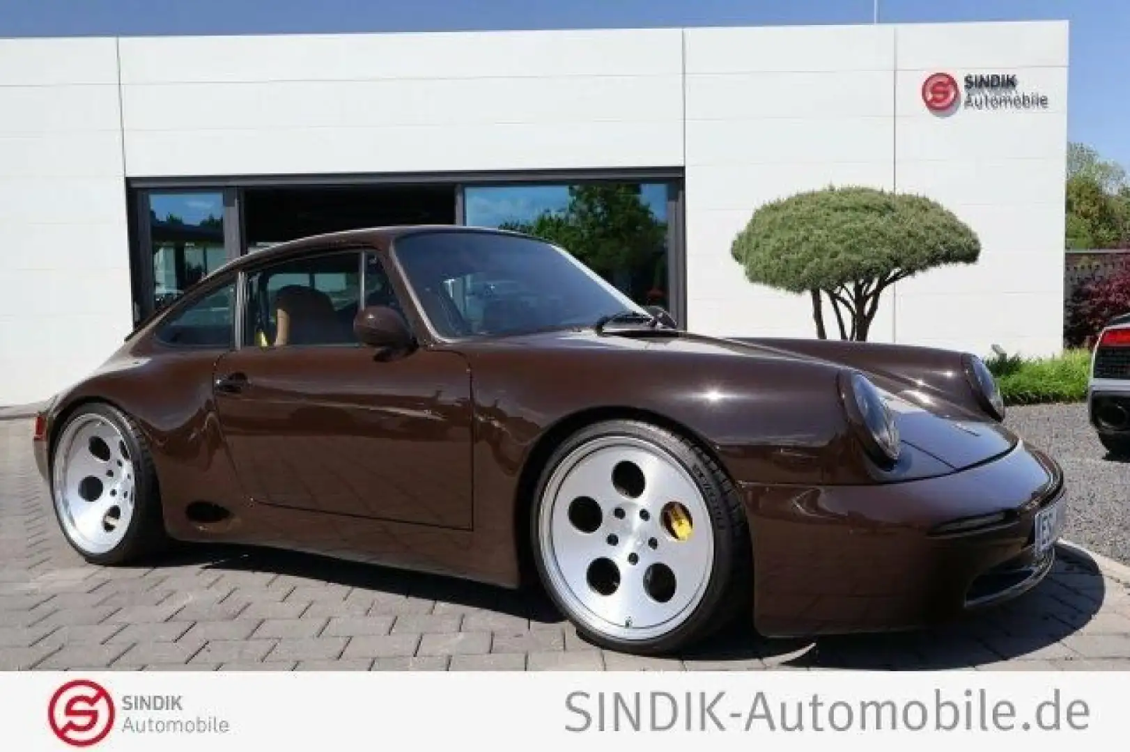 Porsche 964 Based- 911  H STROSEK Mega 30 Reimagined Braun - 2
