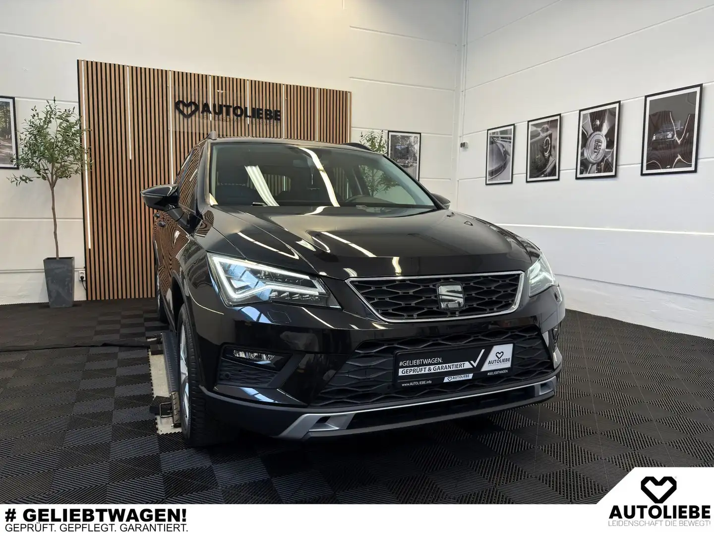 SEAT Ateca 1.5 TSI Style DSG*LED*NAVI*AHK Schwarz - 1