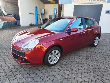 Alfa Romeo Giulietta 1.4 TB 16V, 120 PS 8x Alufelgend Klimaautomatik