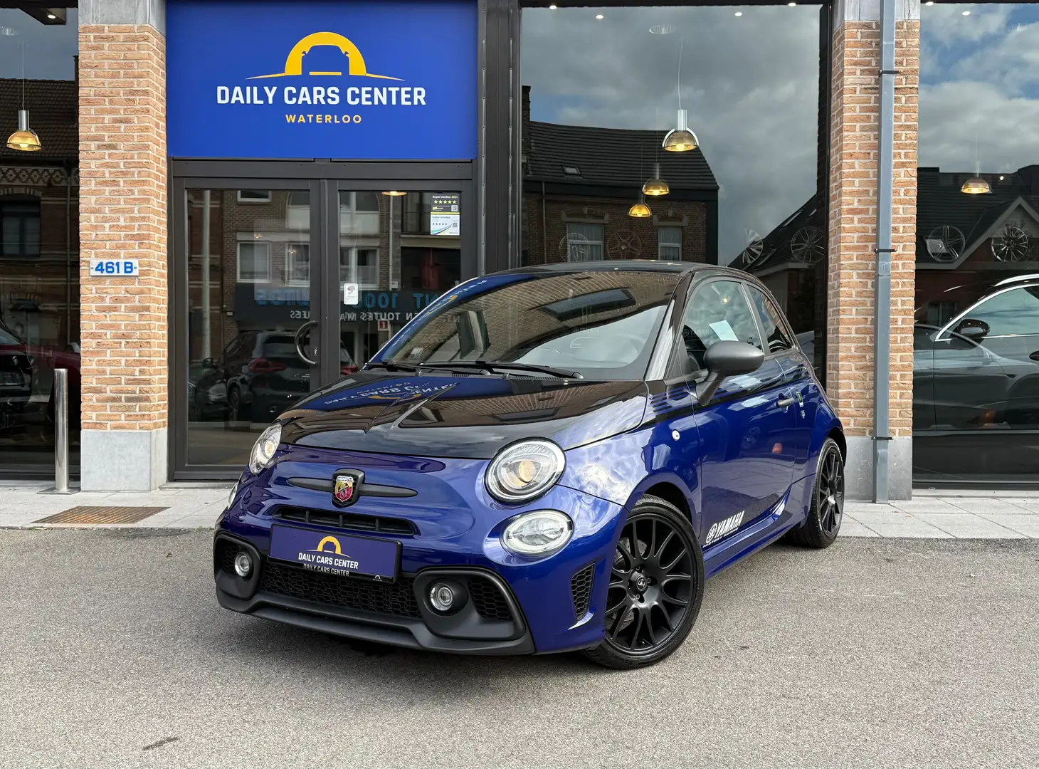 Abarth 595 1.4 T-Jet Monster Energy Yamaha Limited édition Albastru - 1