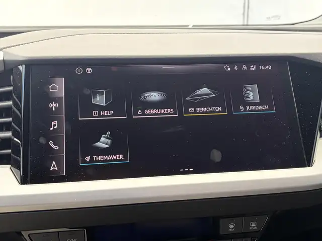 Audi Q4 e-tron view 27