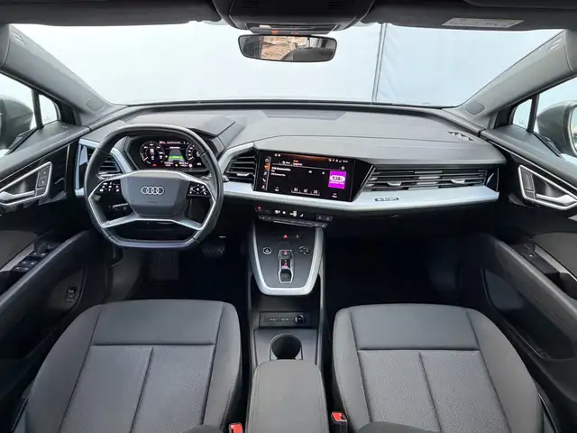 Audi Q4 e-tron view 4