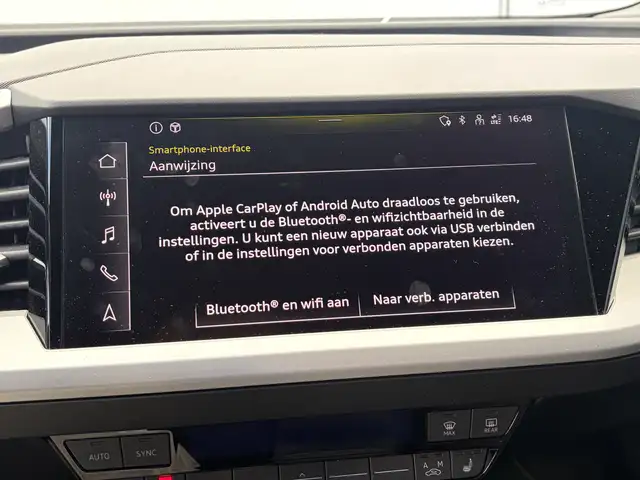 Audi Q4 e-tron view 12