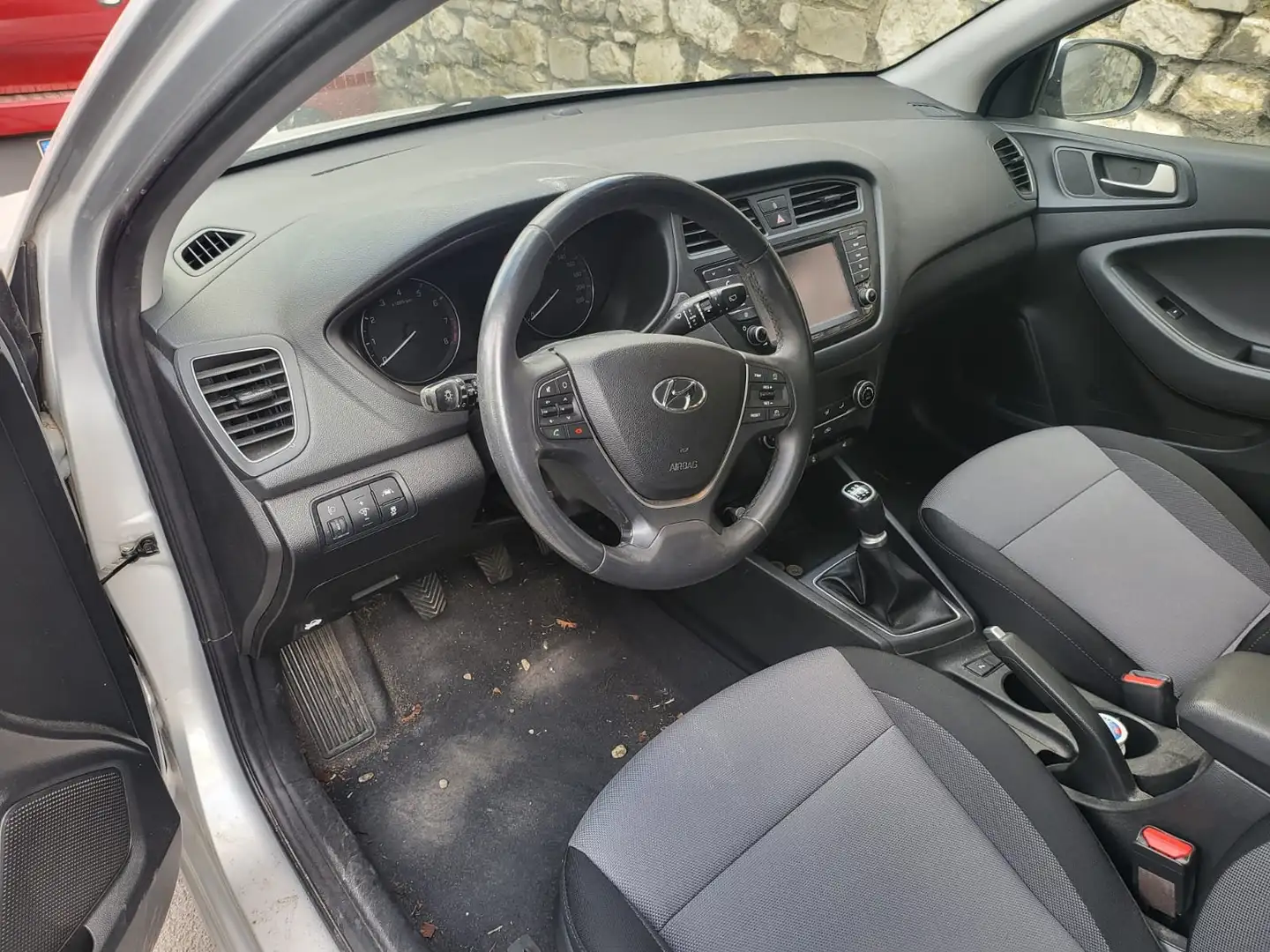Hyundai i20 1.2i EURO6b✅84.096KM❗ACCIDENTE❗ Gris - 2